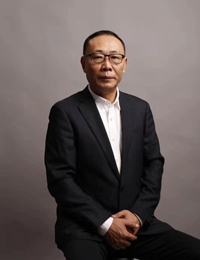 严翔先生